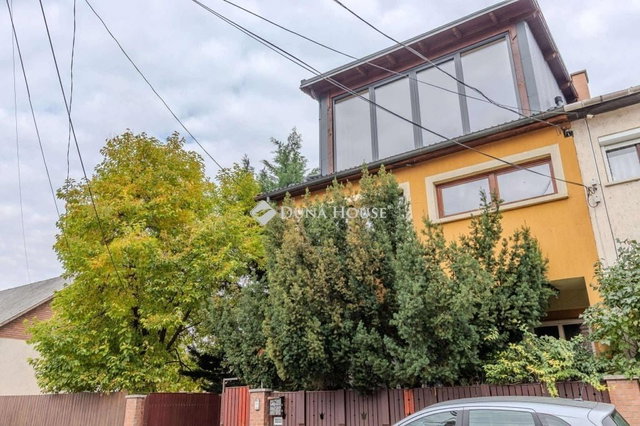 Eladó ikerház, Miskolcon 83.9 M Ft, 4 szobás