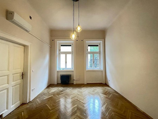 Eladó téglalakás, Budapesten, VII. kerületben, Rózsa utcában
