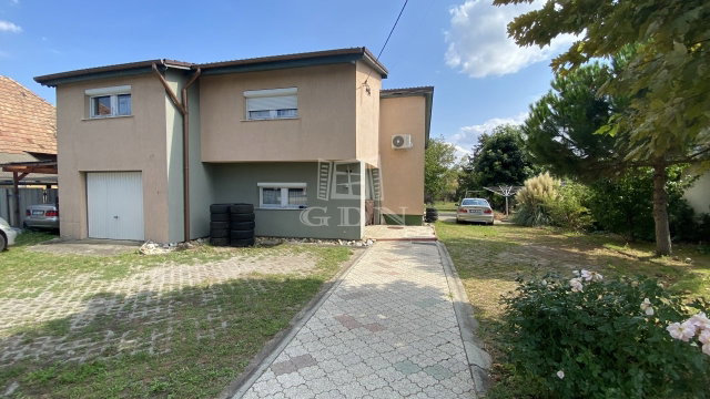 Eladó családi ház, Gyömrőn 120 M Ft, 4 szobás