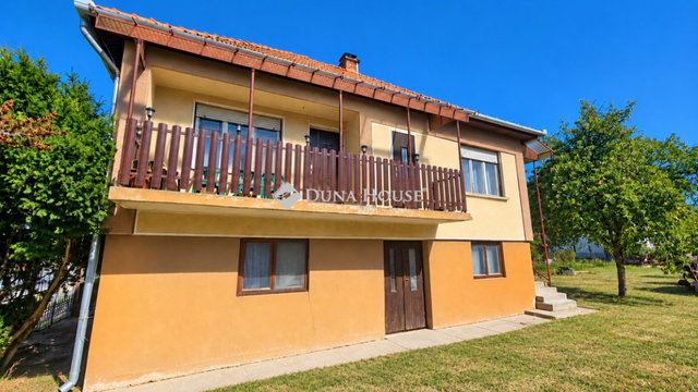 Eladó családi ház, Tápiószentmártonon 65.99 M Ft, 3 szobás