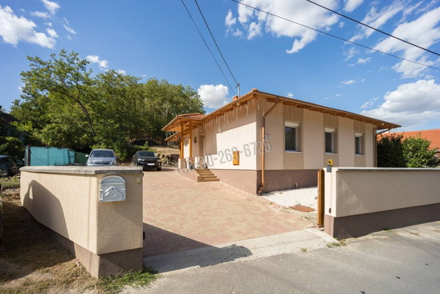 Eladó családi ház, Csesztvén 74.9 M Ft, 3 szobás