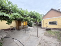 Eladó családi ház, Törtelen 8.5 M Ft, 1 szobás