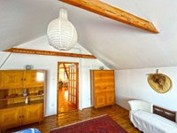 Eladó családi ház, Szentendrén 200.8 M Ft, 6 szobás