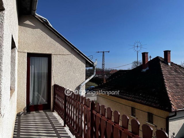 Eladó családi ház, Zalaegerszegen 73.5 M Ft, 4+2 szobás