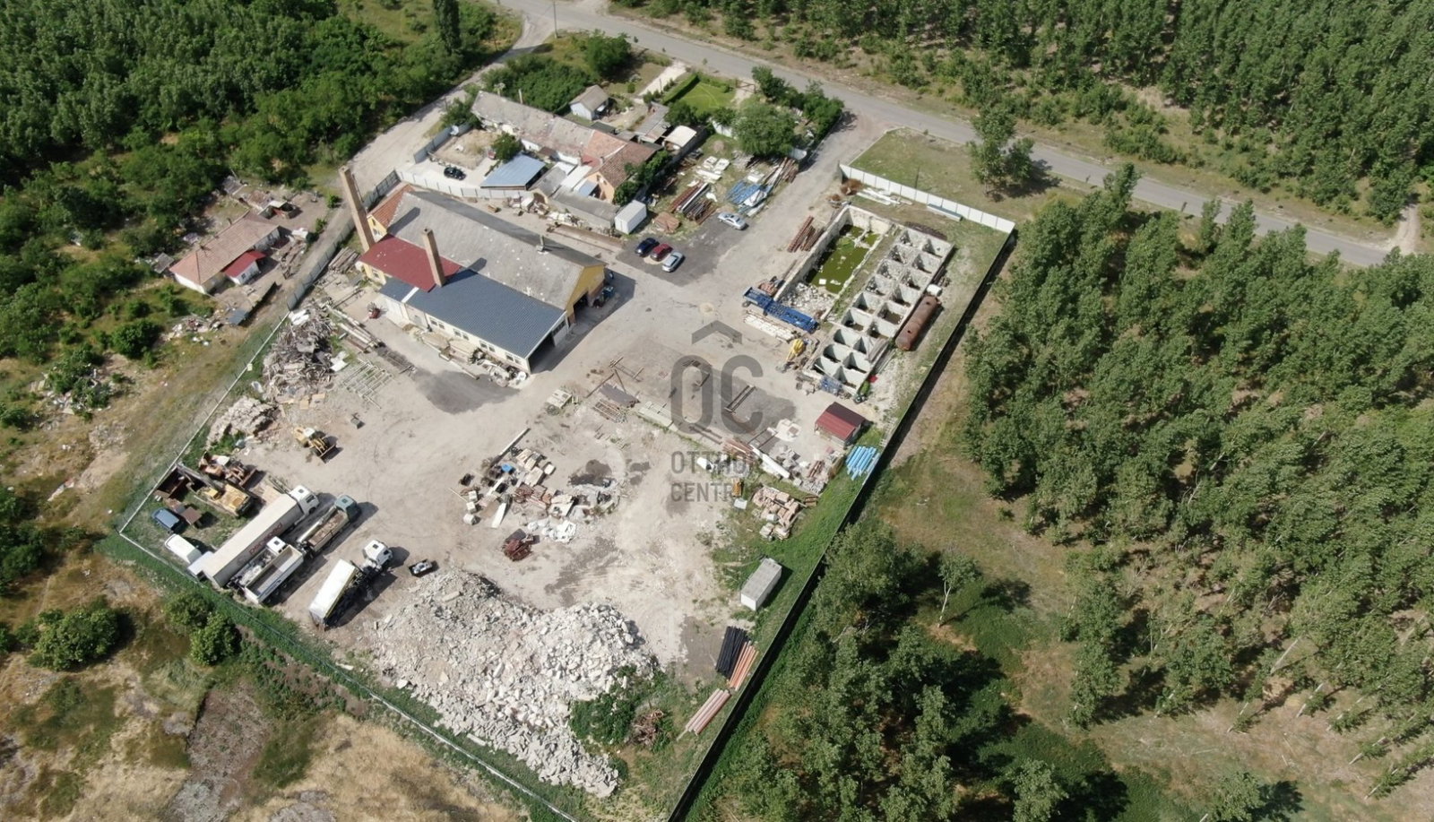 9604m² · 132.990.000 ft