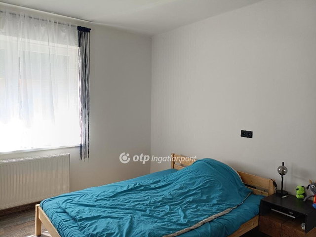 Eladó családi ház, Érden 129 M Ft, 3 szobás
