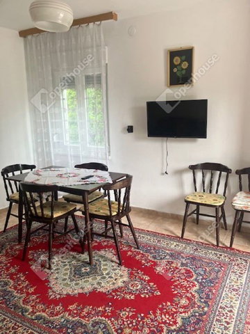 Eladó családi ház, Szántódon 199 M Ft, 8 szobás