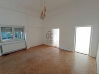 Eladó téglalakás, Nyíregyházán 50 M Ft, 5 szobás