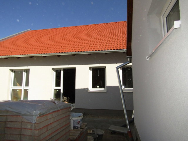 Eladó családi ház, Szigetváron 99.99 M Ft, 4 szobás