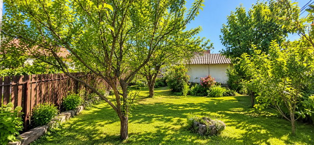 Eladó családi ház, Pomázon 115 M Ft, 3 szobás