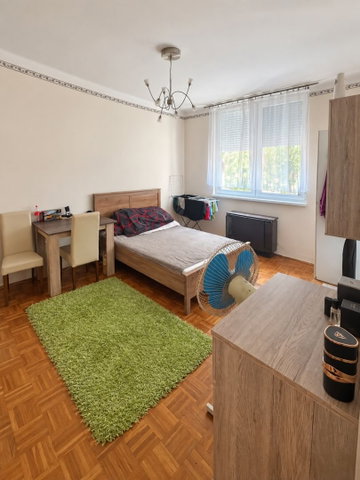 Kiadó téglalakás, albérlet, Debrecenben 180 E Ft / hó, 1 szobás