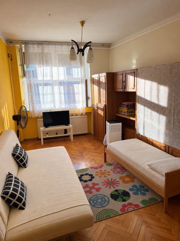 Eladó téglalakás, Budapesten, VIII. kerületben, Üllői úton