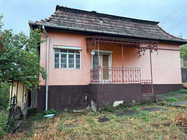 Eladó családi ház, Etesen 5.9 M Ft, 2 szobás