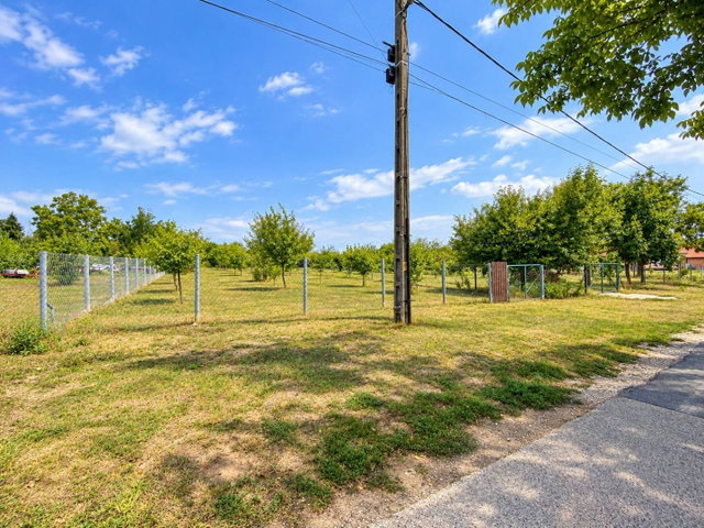 Eladó telek, Balatonberényben 25 M Ft / költözzbe.hu