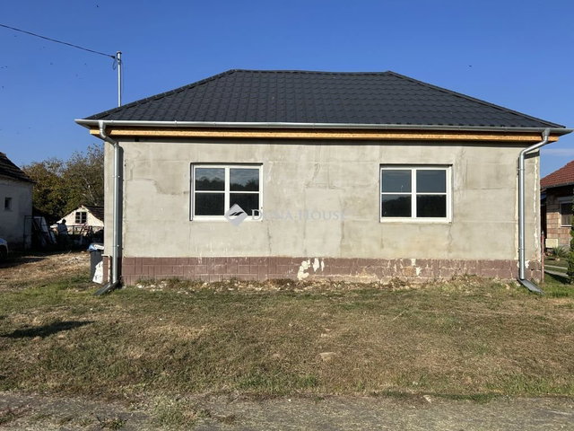 Eladó családi ház, Pölöskén 23.9 M Ft, 3 szobás