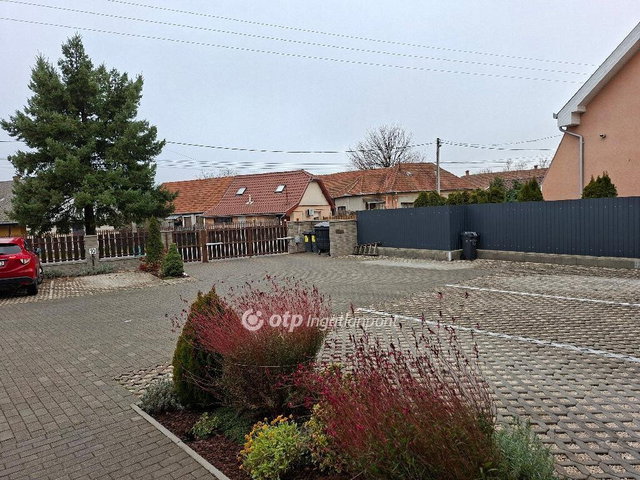 Eladó téglalakás, Gyömrőn 78.9 M Ft, 3 szobás