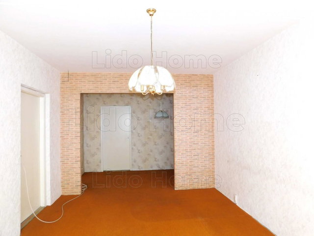 Eladó panellakás, Várpalotán 49.9 M Ft, 3 szobás
