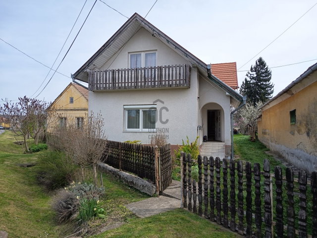 Eladó családi ház, Dobriban 28.9 M Ft, 4 szobás