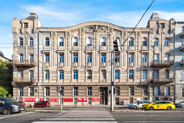 Eladó téglalakás, XIV. kerületben, Ajtósi Dürer soron