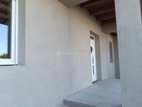 Eladó ikerház, Abonyban 79.9 M Ft, 3 szobás