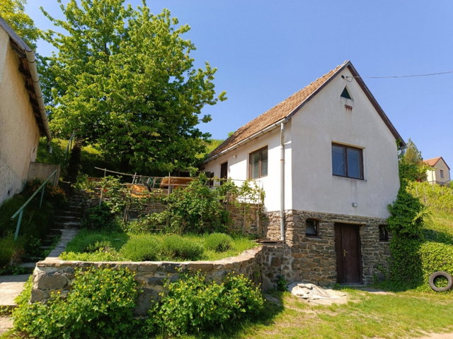 Eladó nyaraló, Dobán 19.9 M Ft, 1 szobás / költözzbe.hu