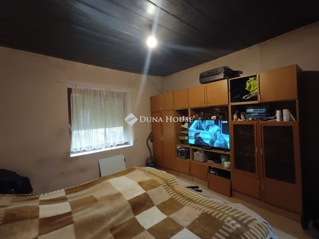Eladó családi ház, Sülysápon 36.9 M Ft, 3 szobás