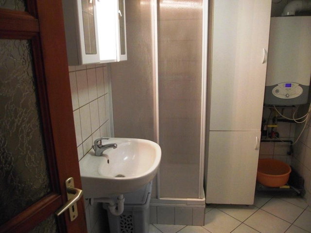 Eladó családi ház, Székesfehérvárott 172.9 M Ft, 6 szobás