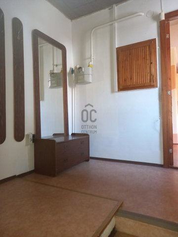 Eladó téglalakás, Székesfehérvárott, Ady Endre utcában 99 M Ft