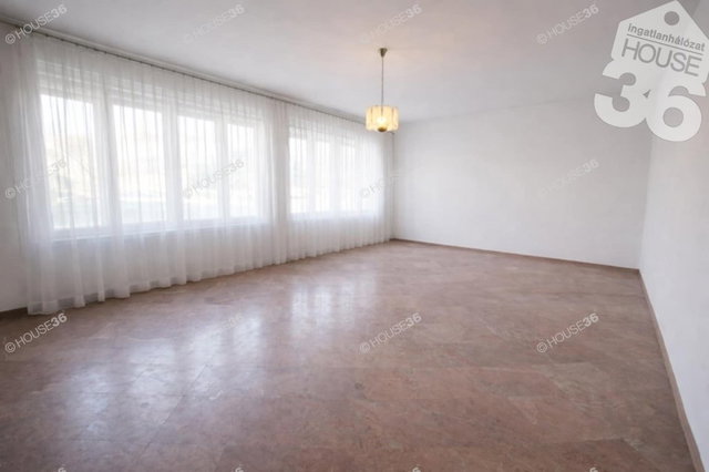 Kiadó ikerház, albérlet, Lajosmizsén 1100 E Ft / hó, 4 szobás