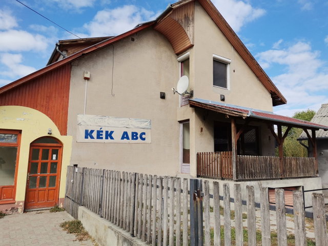 Eladó családi ház, Lakitelken, Széchenyi körúton 69.9 M Ft