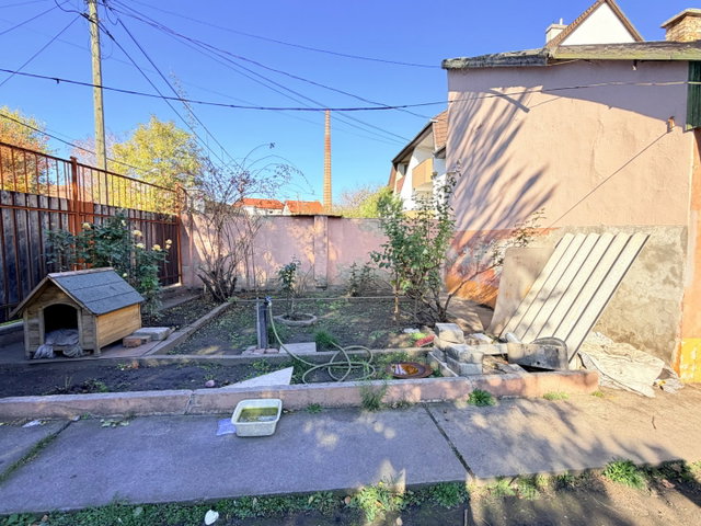 Eladó téglalakás, Budapesten, X. kerületben 55 M Ft, 5 szobás