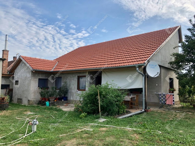 Eladó családi ház, Nagykanizsán 27.9 M Ft, 4 szobás