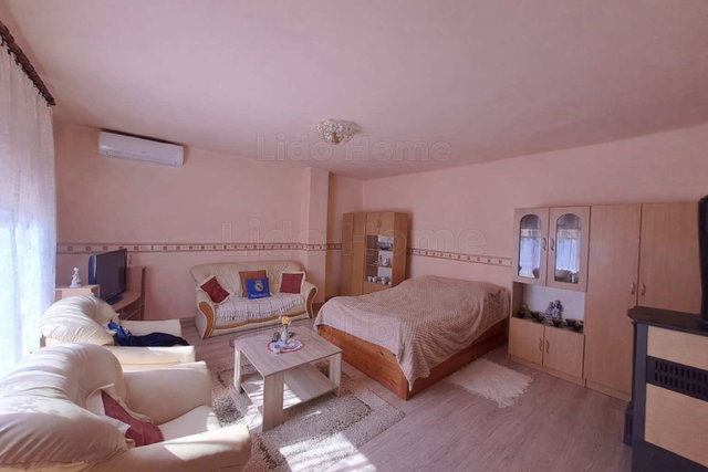 Eladó családi ház, Vésén 16.5 M Ft, 2 szobás