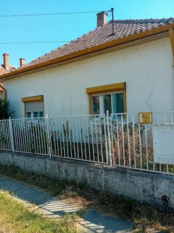 Eladó családi ház, Gyomaendrődön 17.9 M Ft, 2+1 szobás