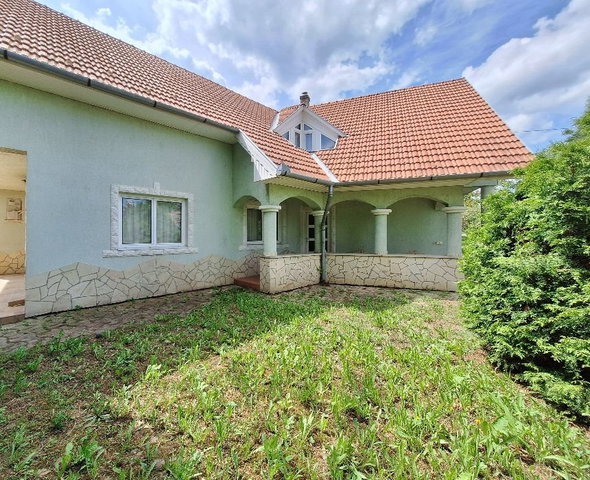 Eladó családi ház, Nemesbükön 83.493 M Ft, 4 szobás