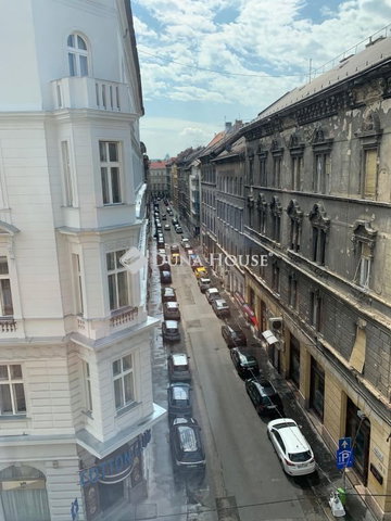 Eladó téglalakás, Budapesten, VI. kerületben 312.9 M Ft