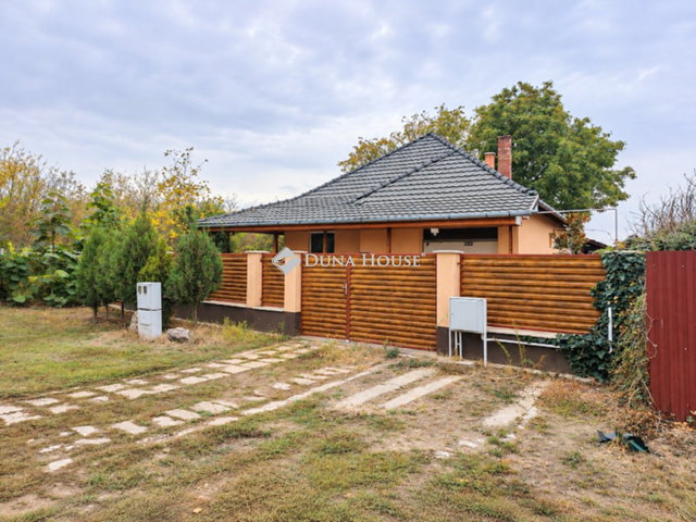 Eladó családi ház, Békéscsabán 55 M Ft, 3 szobás
