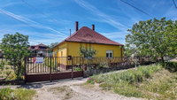 Eladó családi ház