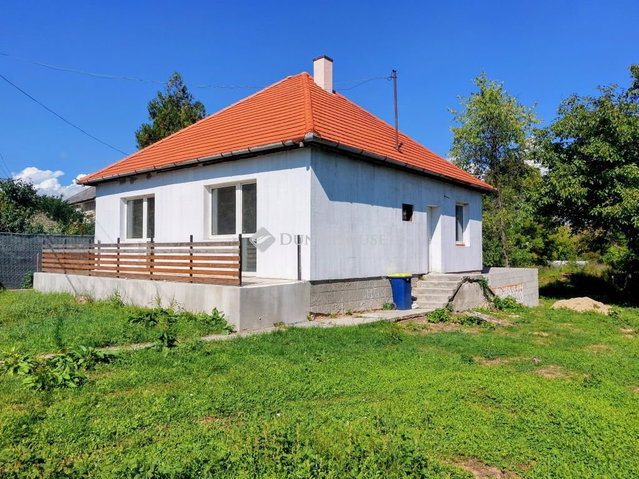 Eladó családi ház, Kállón 25 M Ft, 3 szobás