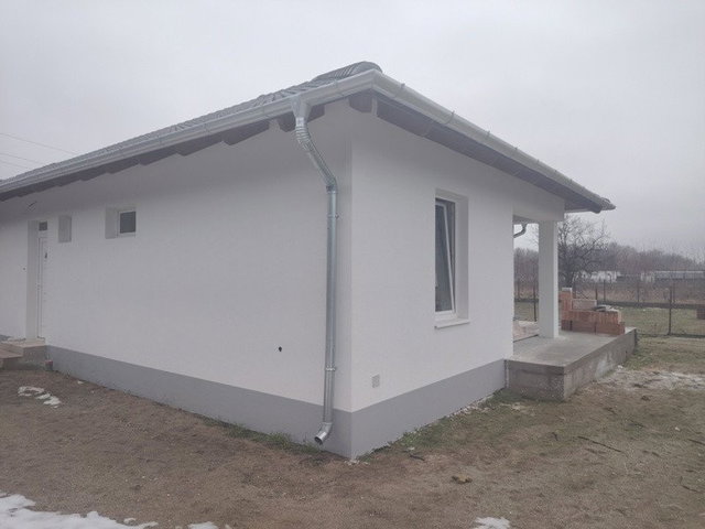 Eladó ikerház, Kakucson 81.9 M Ft, 4 szobás