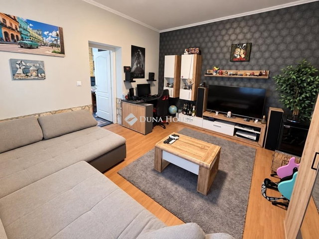 Eladó családi ház, Kecskeméten 89.8 M Ft, 3 szobás