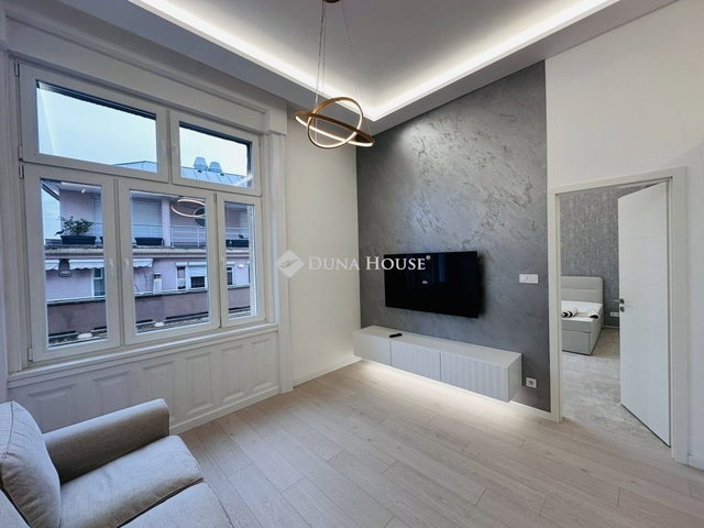 Eladó téglalakás, Budapesten, IX. kerületben 89.9 M Ft, 2 szobás
