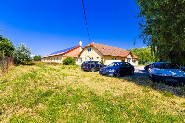 Kiadó ipari ingatlan, Aszódon 1490 E Ft / hó