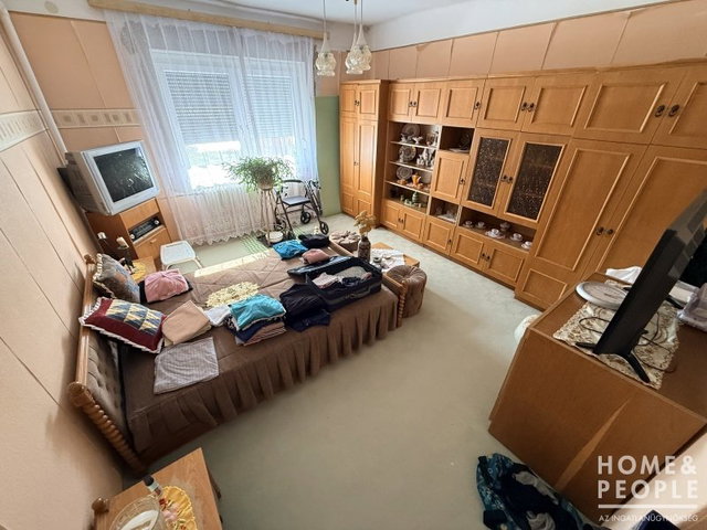 Eladó családi ház, Kiszomboron 42.999 M Ft, 3 szobás