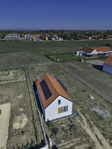 Eladó családi ház, Hegykőn 99.5 M Ft, 2 szobás