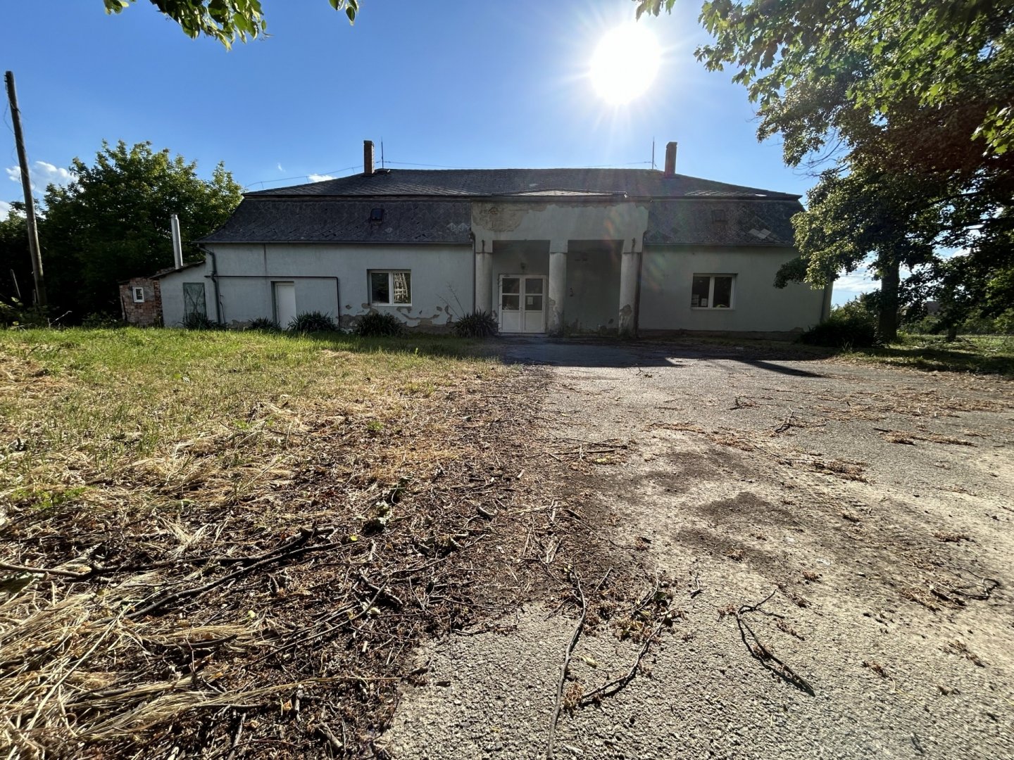 561 m² · 49.900.000 Ft