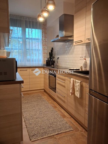 Eladó téglalakás, Budapesten, III. kerületben, Tímár utcában
