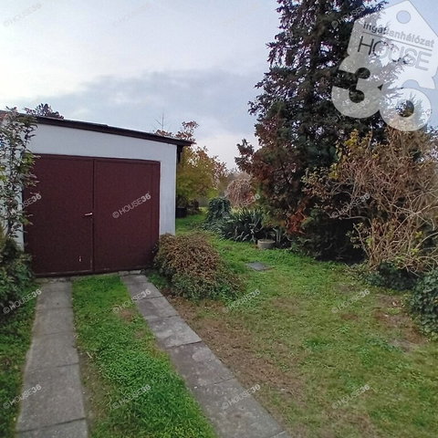 Eladó családi ház, Lajosmizsén 33.5 M Ft, 3 szobás