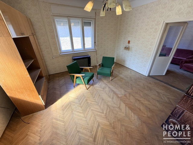 Eladó családi ház, Röszkén 44.999 M Ft, 2 szobás