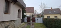Eladó családi ház, Pécsett 142.5 M Ft, 6 szobás